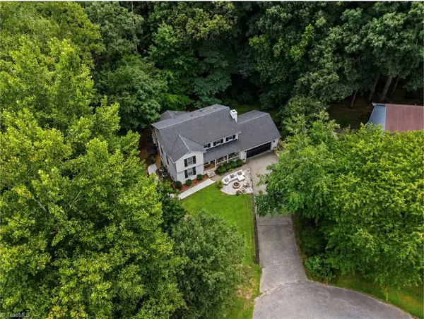 1450 Old Coach Road, Kernersville, NC 27284