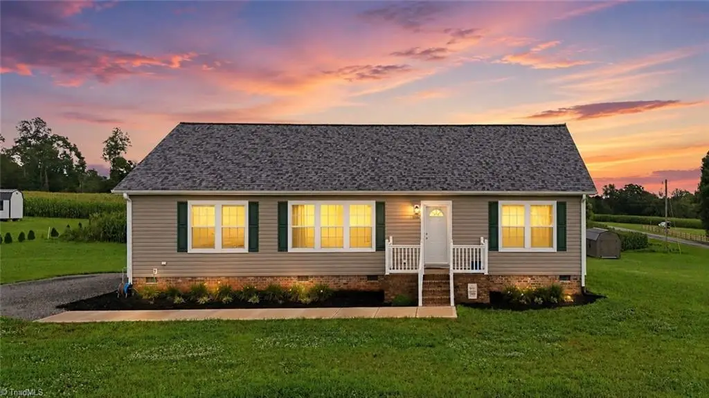 1046 Herberts Drive, Yadkinville, NC 27055 - #1