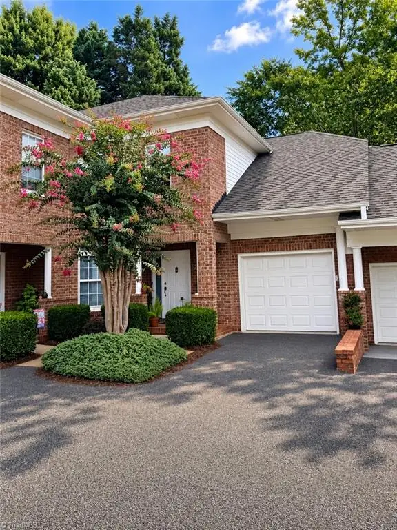 8 Indigo Lake Terrace #G, Greensboro, NC 27455