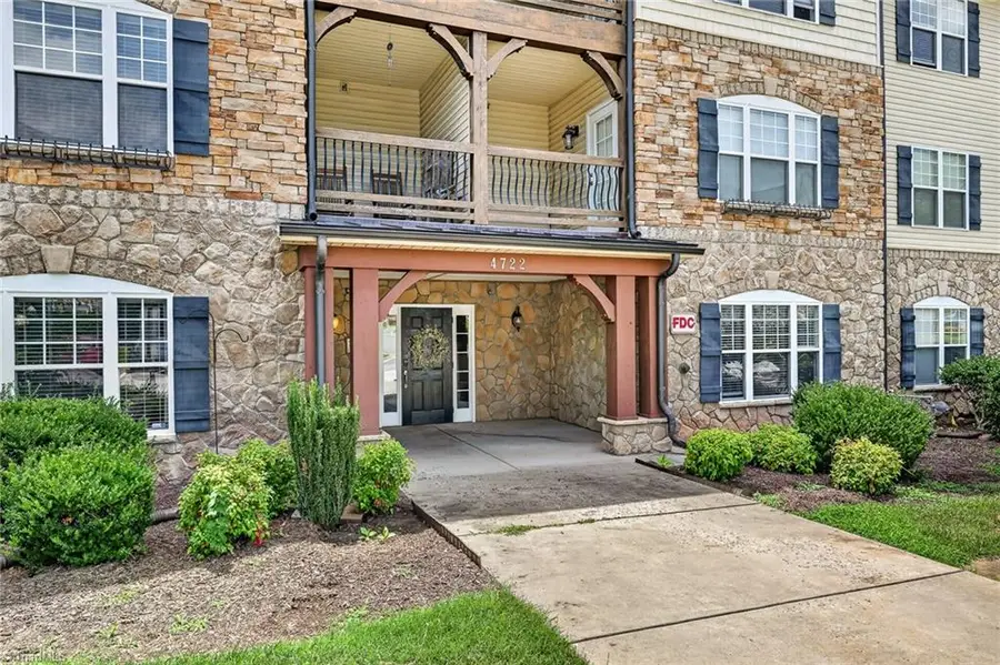 4722 Tatton Park Circle #3C, Winston Salem, NC 27103 - #2