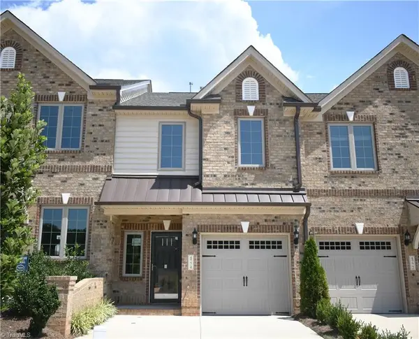 4704 Willowstone Drive, High Point, NC 27265