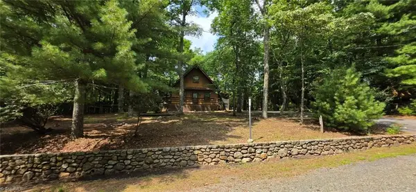 139 Little Creek Lane, Glade Valley, NC 28627
