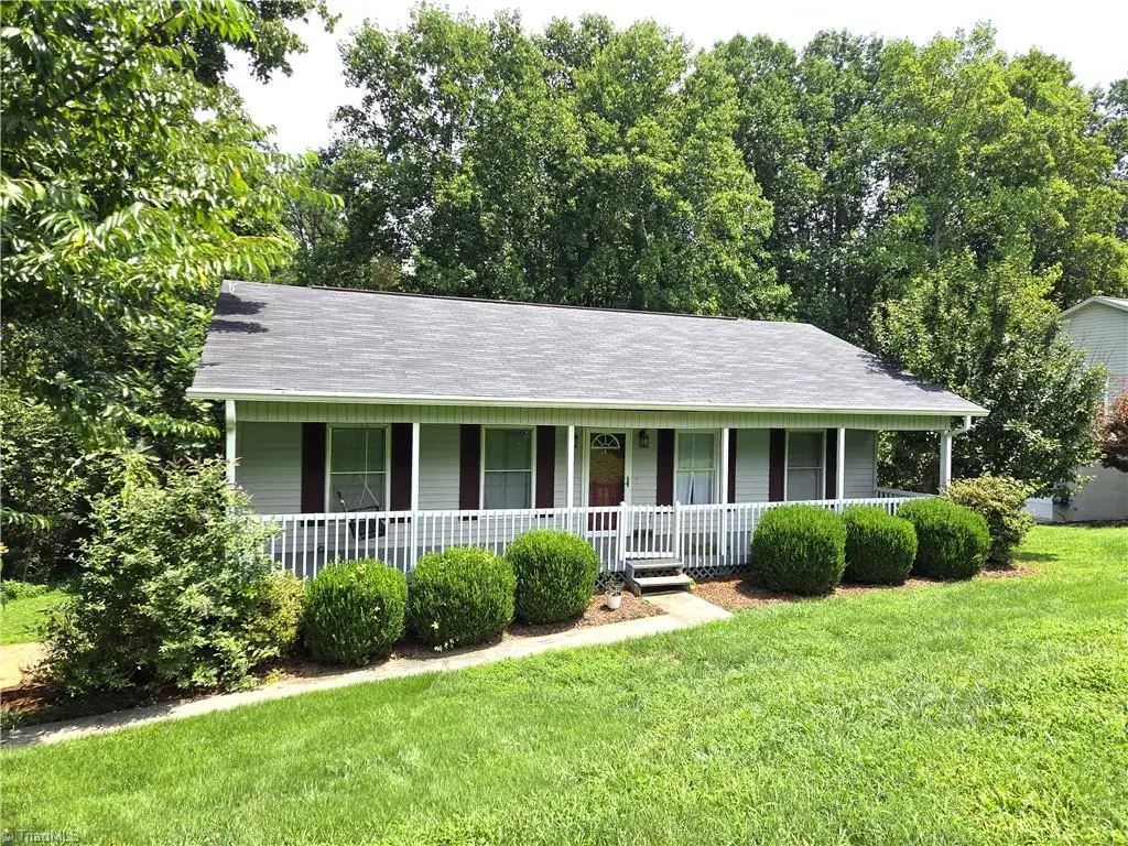 276 Grand Street, Millers Creek, NC 28651 - #1