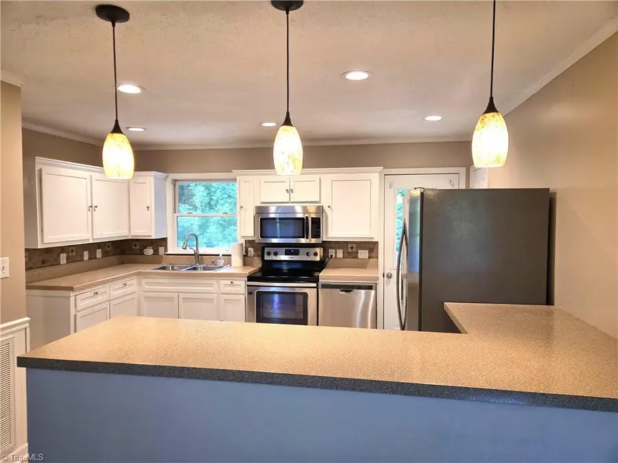 276 Grand Street, Millers Creek, NC 28651 - #2