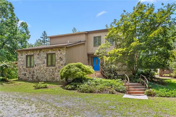 5415 Ashbey Lane, Summerfield, NC 27358