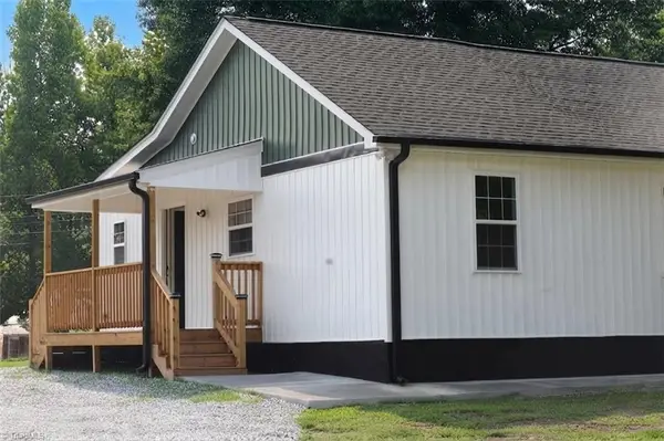1000 Pine Circle Drive, High Point, NC 27265