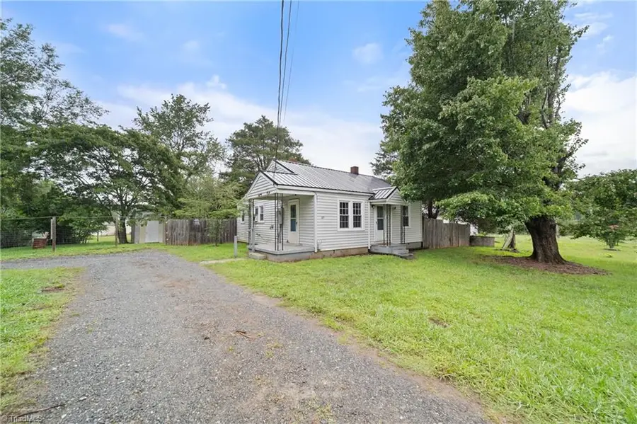 683 Old Hollow Road, Winston Salem, NC 27105 - #3