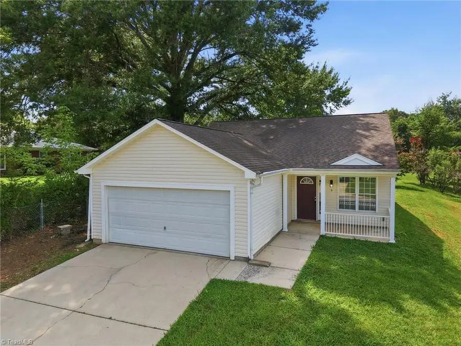 3 Franklinwood Drive, Greensboro, NC 27401 - #2