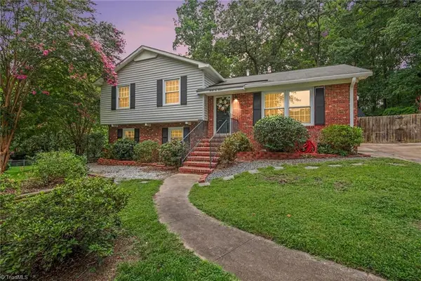 3212 Flanders Court, High Point, NC 27265