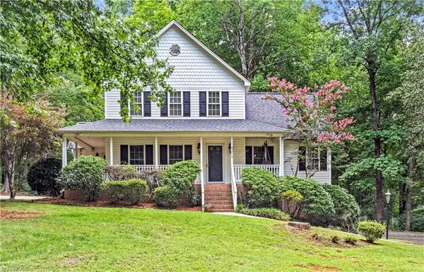 6275 Raven Forest Court, Winston-Salem, NC 27105