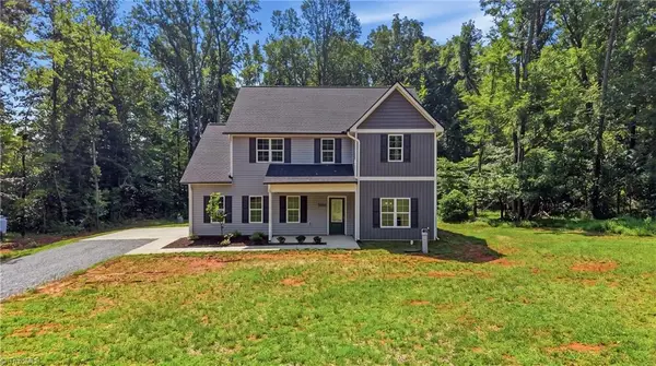 3050 Nc Highway 62 E, Liberty, NC 27298