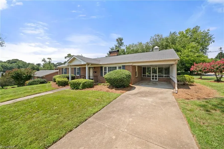 2801 Deerwood Drive, Winston Salem, NC 27103 - #2