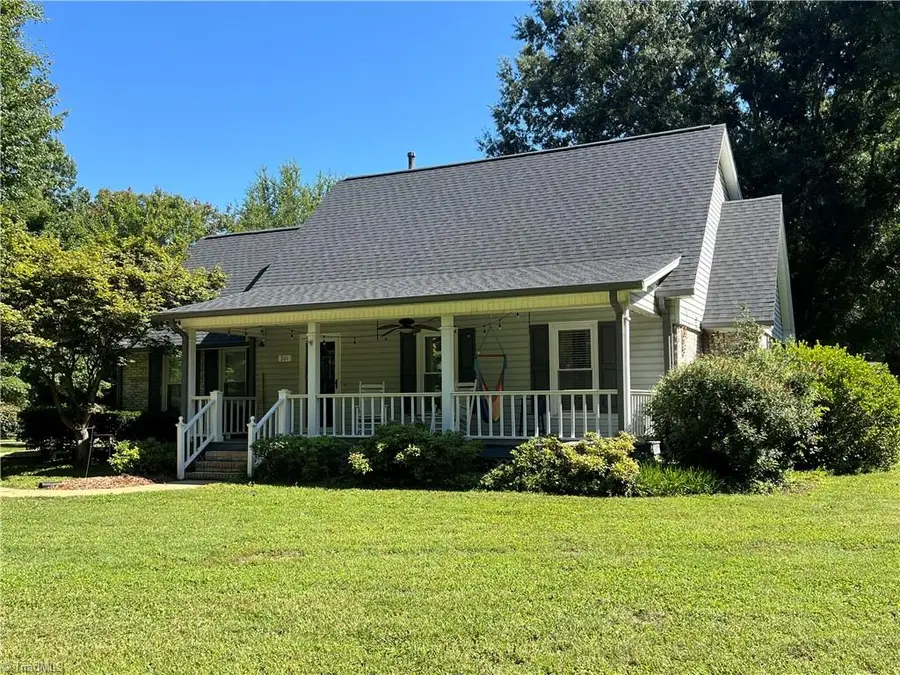 301 Shadowood Drive, Reidsville, NC 27320 - #2