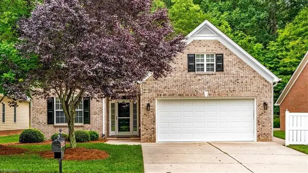 132 Heritage Hill Drive, Jamestown, NC 27282