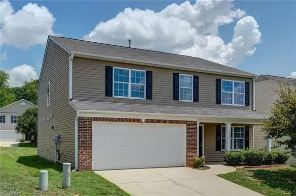 5955 Odenton Lane, Pfafftown, NC 27040