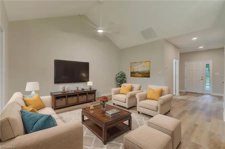 116 Sanderlyn Court, Eden, NC 27288 - #2