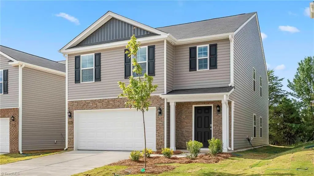 626 Beechwood Circle, Thomasville, NC 27360 - #1
