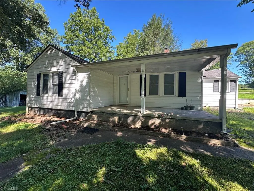 4694 S Nc Highway 18, Boomer, NC 28606 - #1