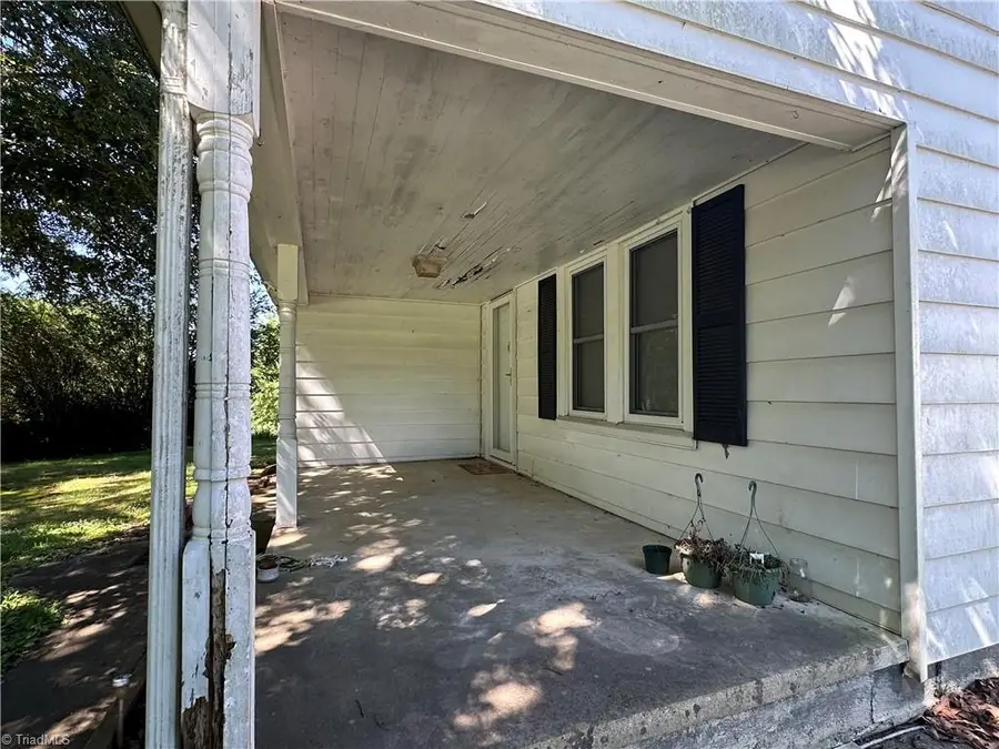 4694 S Nc Highway 18, Boomer, NC 28606 - #3