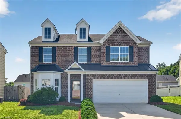 1564 Abbey Park Court, Kernersville, NC 27284