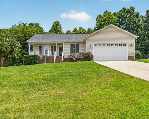 4913 Creeks Crossing Road, Asheboro, NC 27205