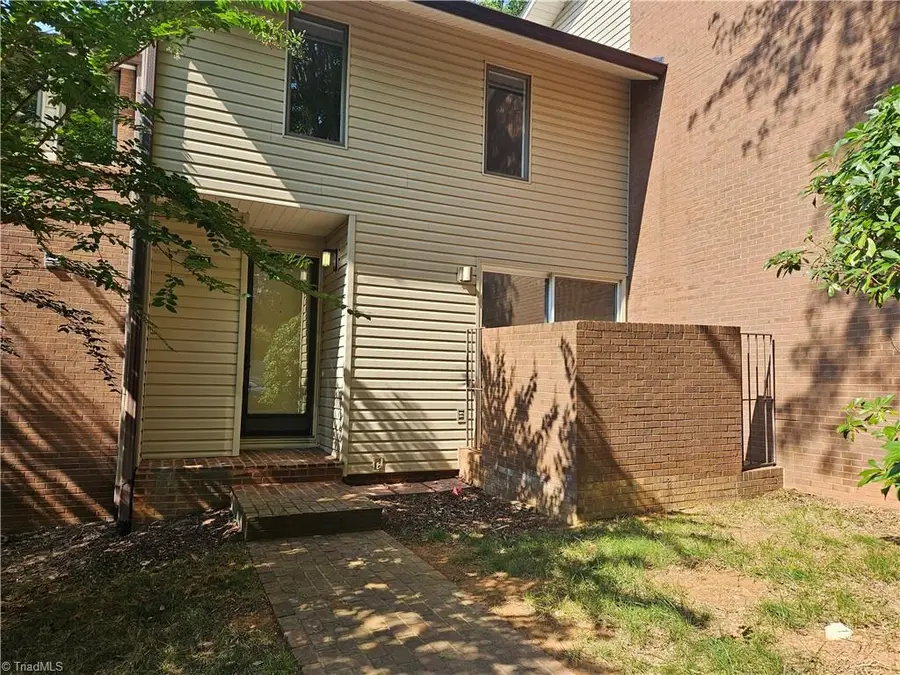 113 Forest View Drive, Winston Salem, NC 27104 - #2