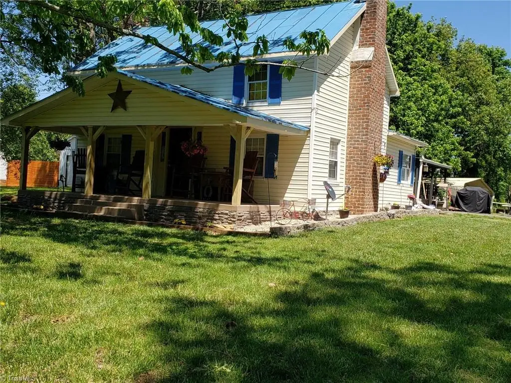 6937 Nc Highway 66 S, King, NC 27021 - #1