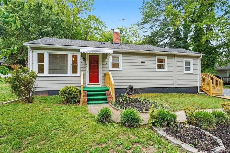 204 Broad Street, Reidsville, NC 27320 - #2
