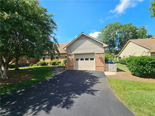 347 Hollybrook Drive, Bermuda Run, NC 27006