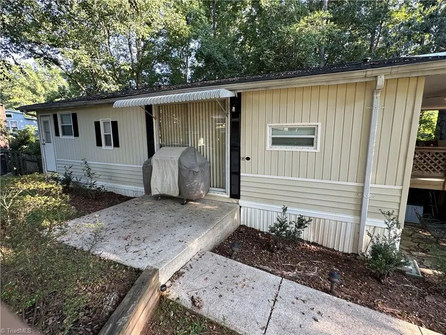 111 Hickory Circle, New London, NC 28127 - #2