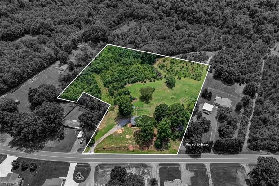 3270 Nc Highway 135, Stoneville, NC 27048 - #3