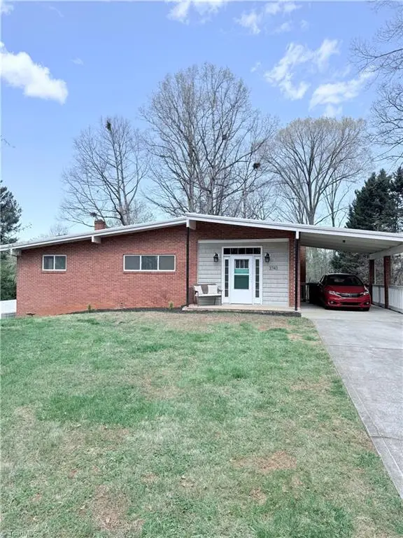 3743 Crosland Road, Winston-Salem, NC 27106