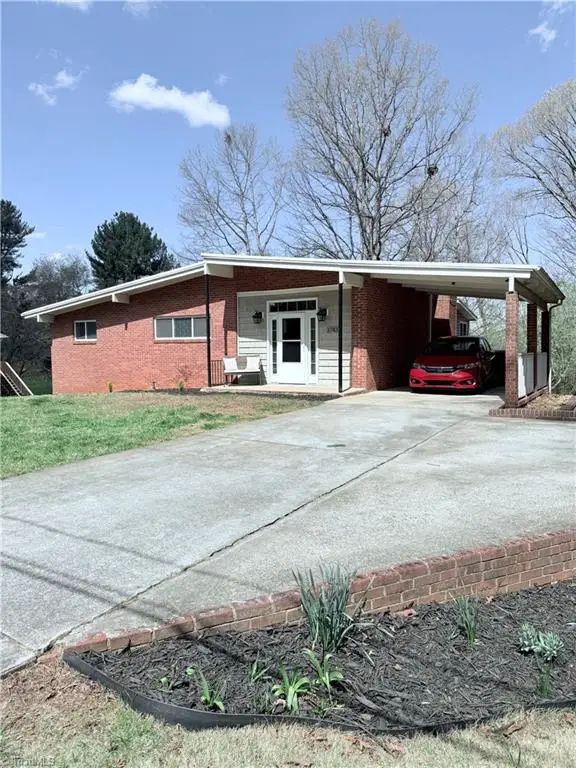 3743 Crosland Road, Winston Salem, NC 27106 - #2