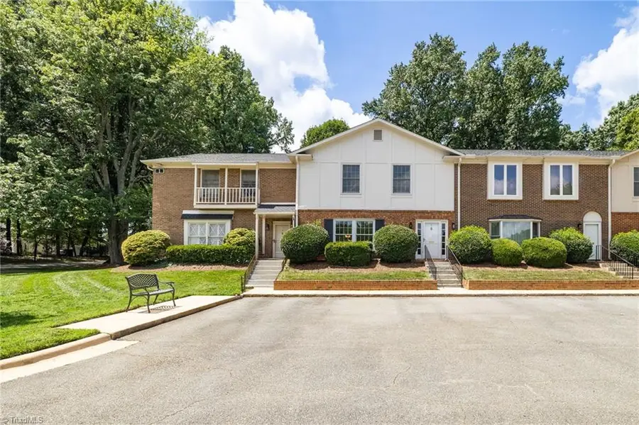1 Fountain Manor Drive #B, Greensboro, NC 27405 - #2
