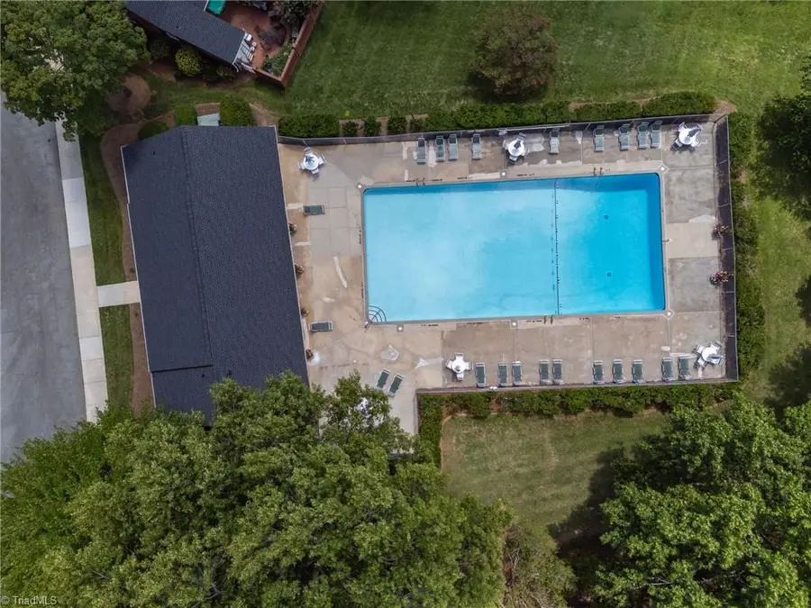1 Fountain Manor Drive #B, Greensboro, NC 27405 - #3