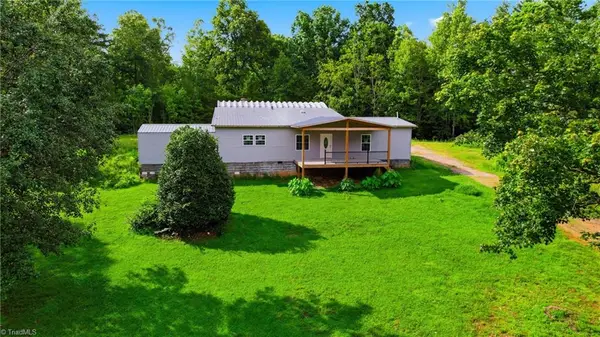 209 Bruno Lane, Boomer, NC 28606