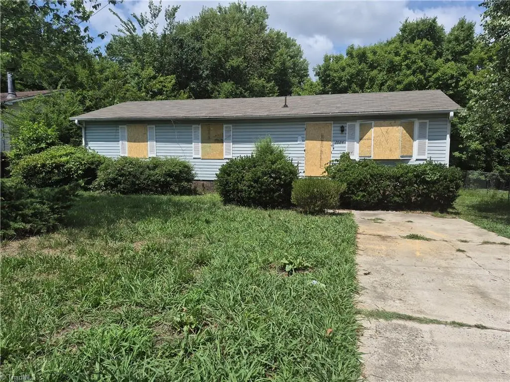 2024 Willow Road, Greensboro, NC 27406 - #1