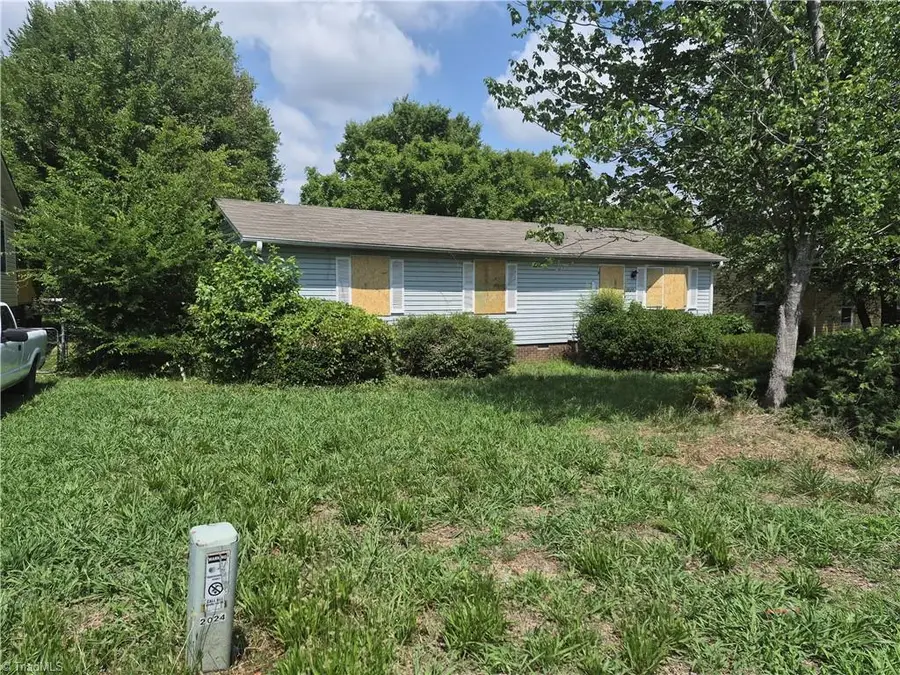 2024 Willow Road, Greensboro, NC 27406 - #3