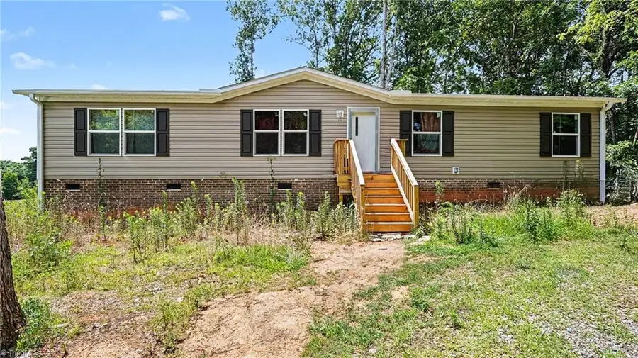 380 Avenue J, Lexington, NC 27292 - #2