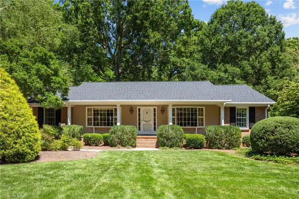 2922 Round Hill Road, Greensboro, NC 27408