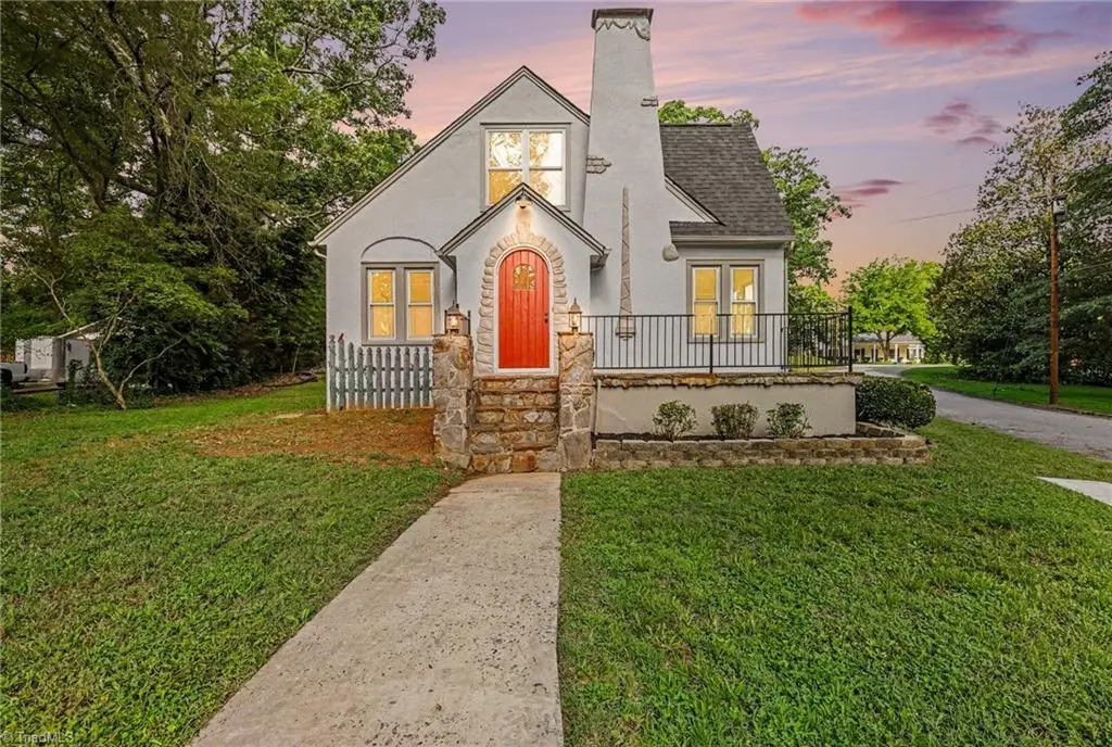 210 Stone Street, Thomasville, NC 27360 - #1