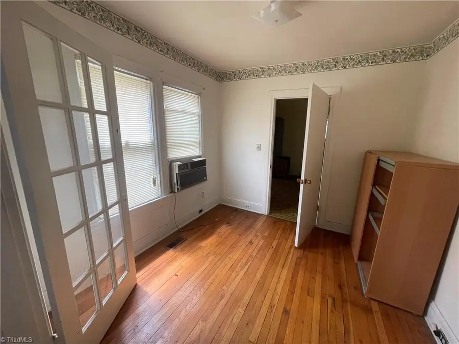 600 Warren Street, Greensboro, NC 27403 - #3