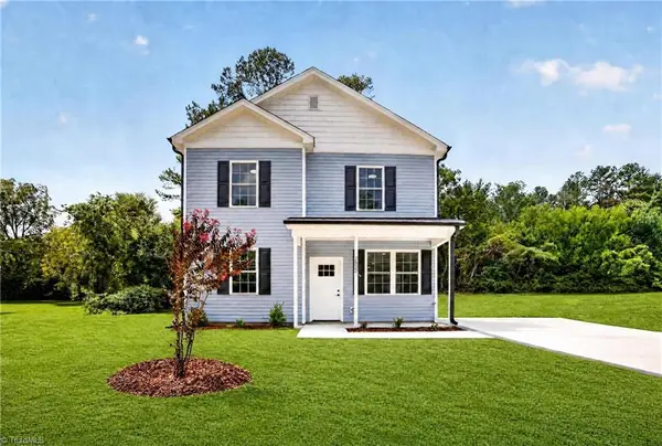 2822 Uwharrie Road, Archdale, NC 27263