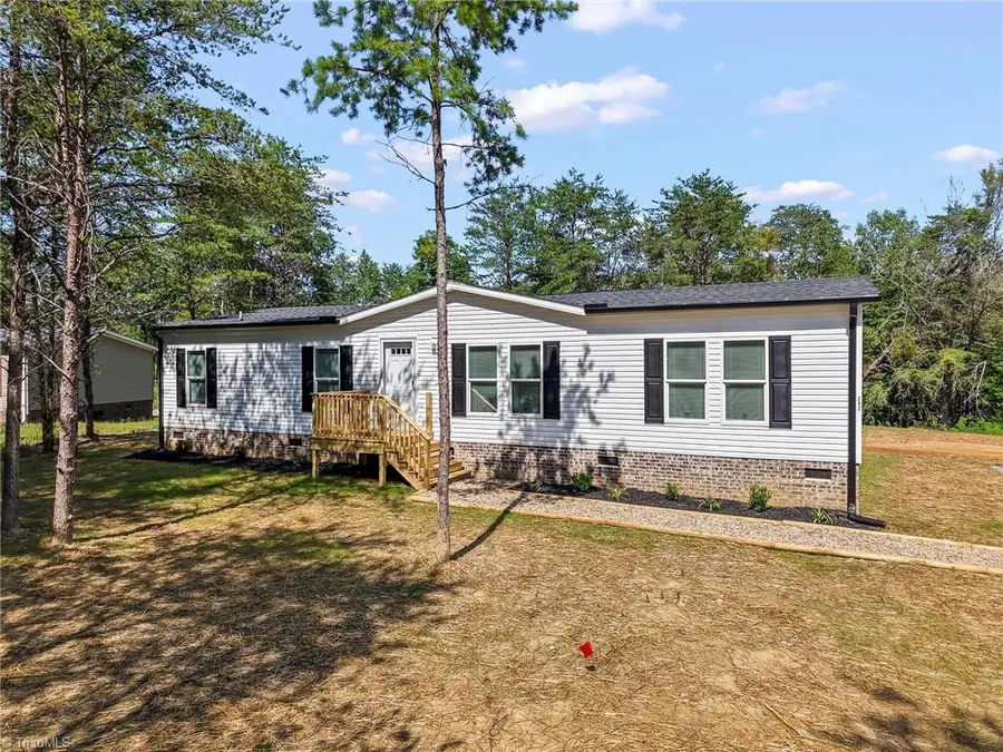 242 Old Thomasville Road, Midway, NC 27107 - #2