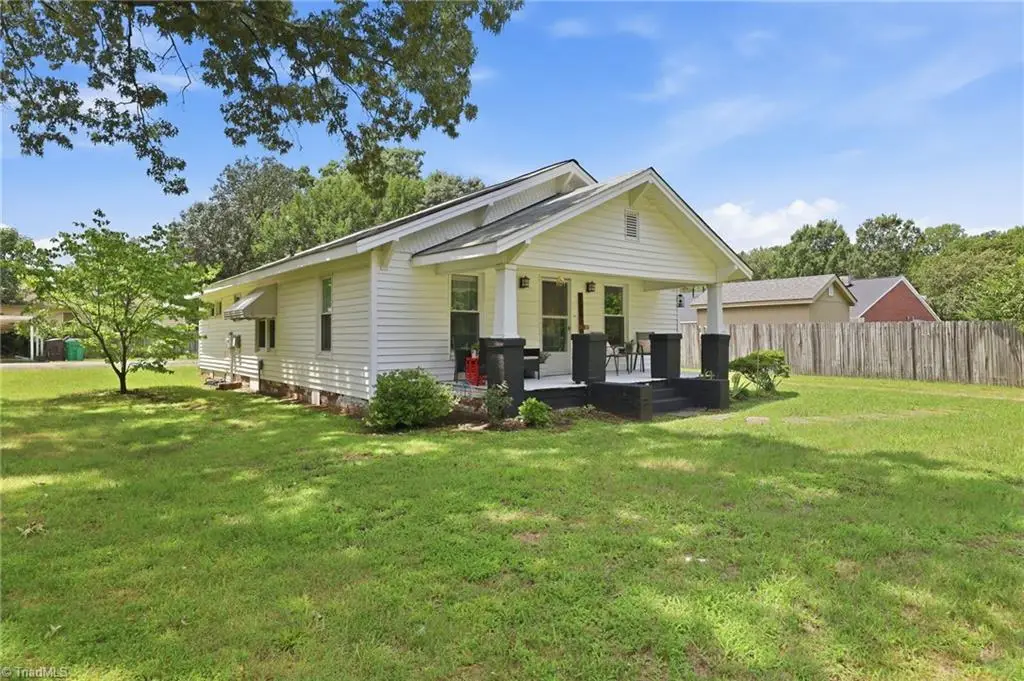 106 Crestwood Circle, High Point, NC 27260 - #1