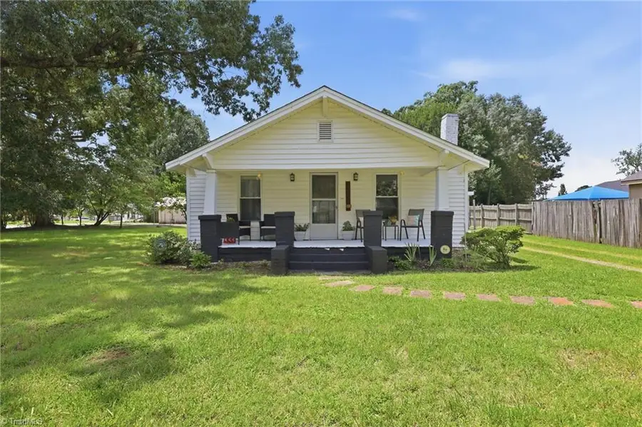106 Crestwood Circle, High Point, NC 27260 - #3