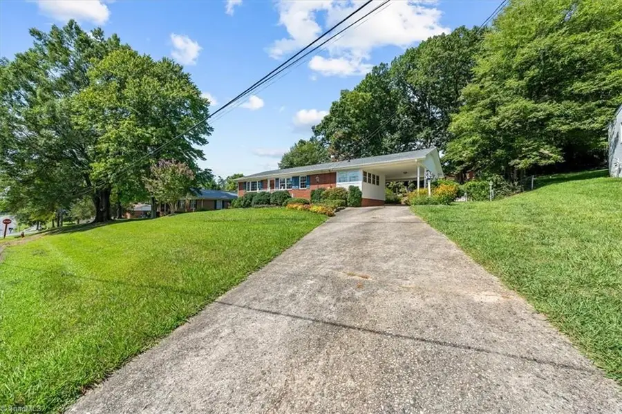 1326 Brookdale Drive, Asheboro, NC 27205 - #3