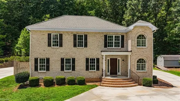 1007 Meadowbrook Road, Asheboro, NC 27203