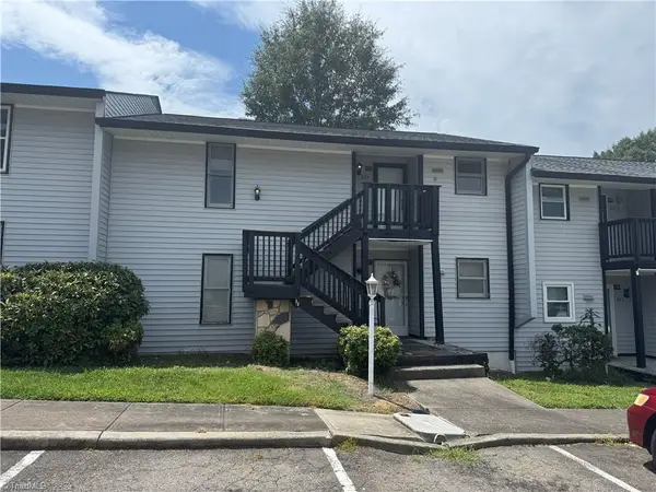 894 Ridge Court, Winston-Salem, NC 27107