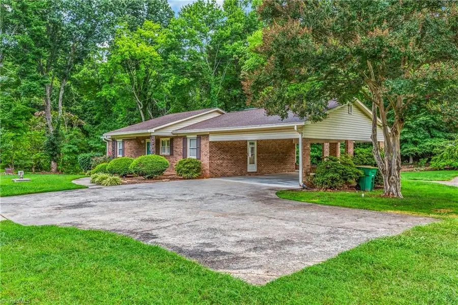 7545 Grapevine Road, Lewisville, NC 27023 - #3